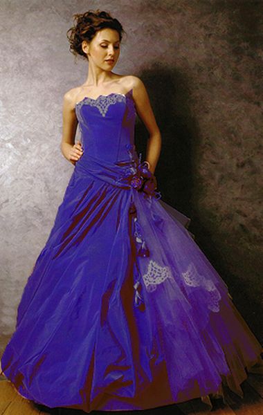 свадебное платье голубое