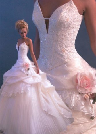 розовые свадебные платья фото